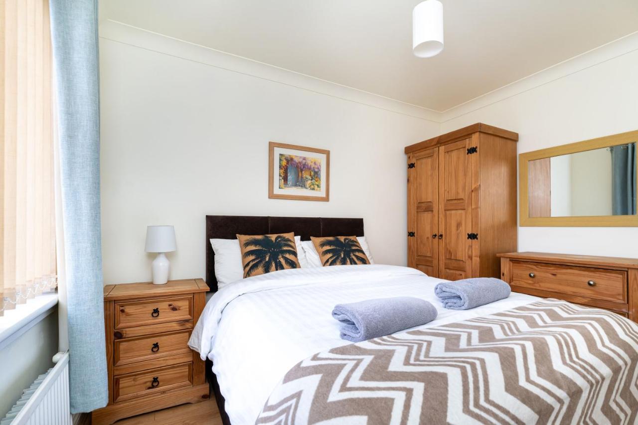 4 Bedroom Townhouse In Stirling Exterior foto